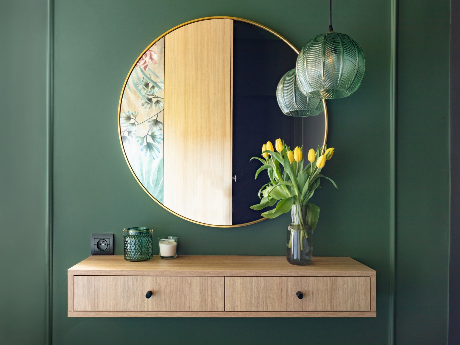 Dressing Table with Elegant round Mirror. Home Staging